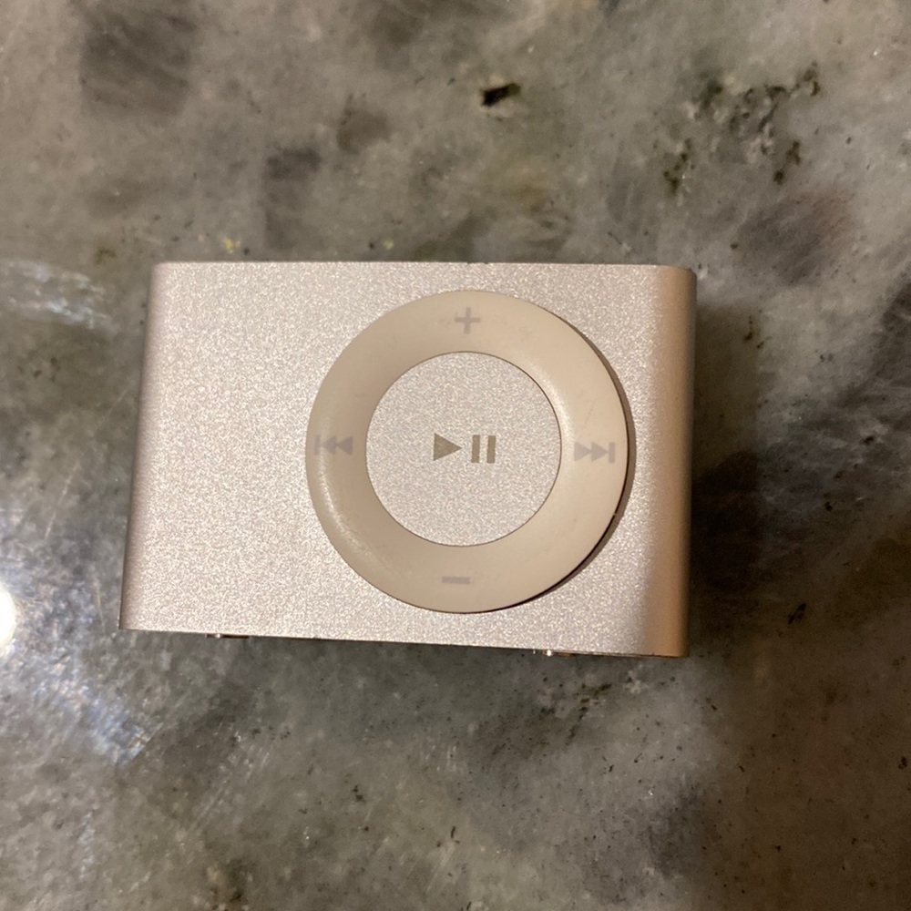 IPod shuffle not good shape
